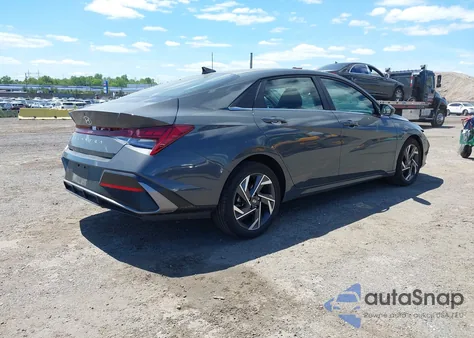 2024 Hyundai Elantra Sel from USA, damaged, VIN KMHLS4DG4RU749617